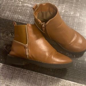 Bebe fashion boots